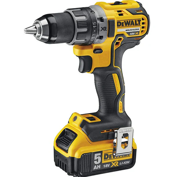 Taladro Inalámbrico DeWalt 48V + 2 Potentes Batérias + 26 Acessorios De Regalo